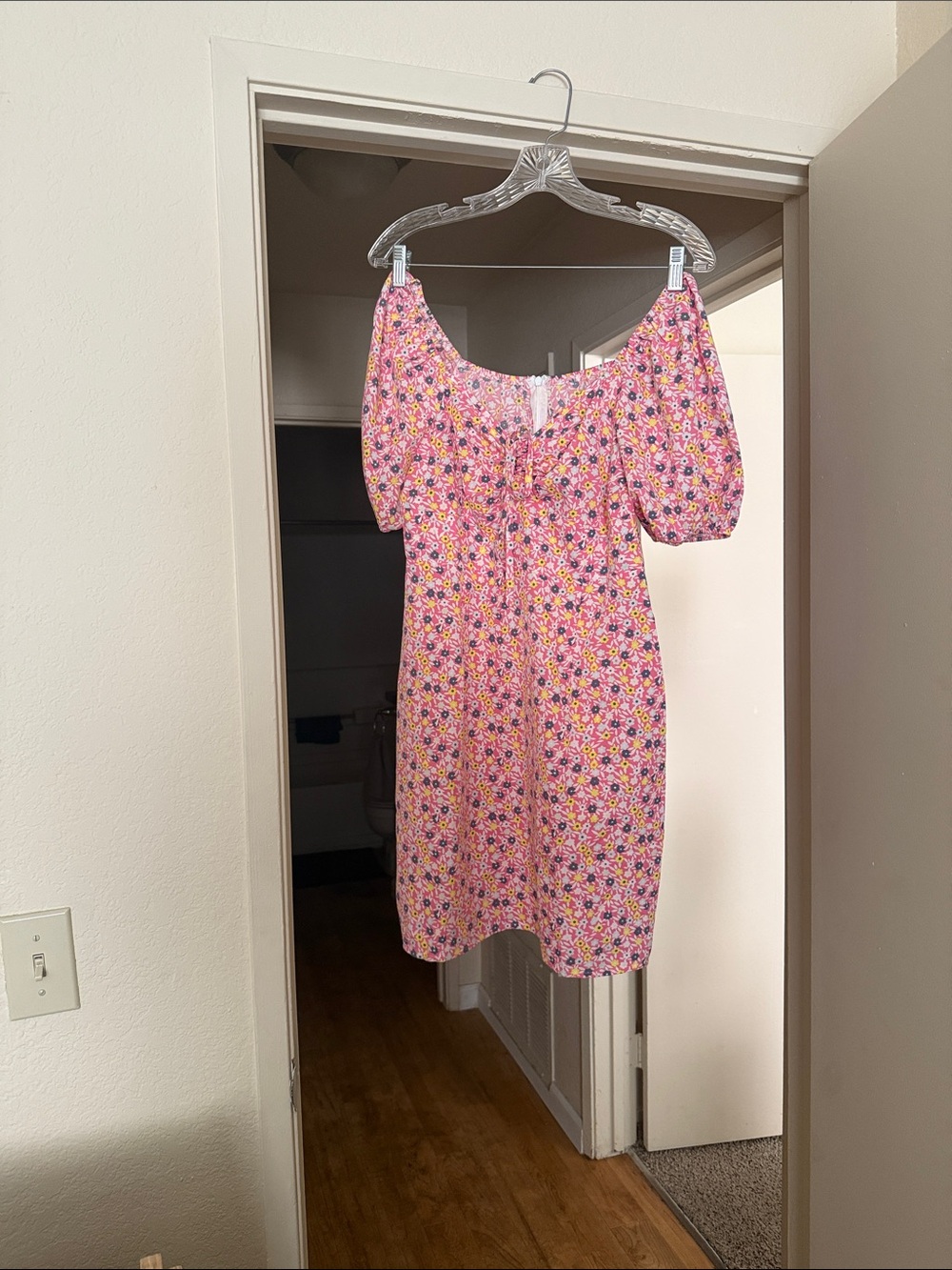 Pink Floral Puff-Sleeve Sundress